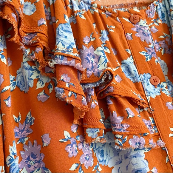 Free People Lorretta Printed oversized floral ruffles Tunic Size Medium - Picture 4 of 12